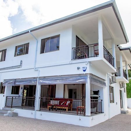Riverside Mount Simpson Upper Beau Vallon  Exterior foto