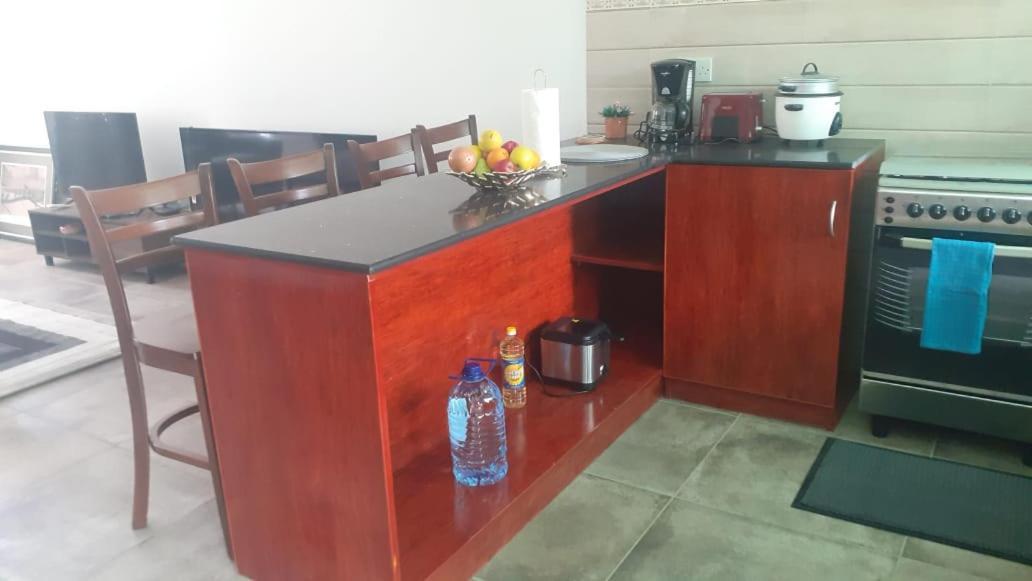 Riverside Mount Simpson Upper Beau Vallon  Exterior foto