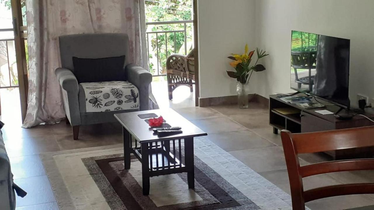 Riverside Mount Simpson Upper Beau Vallon  Exterior foto